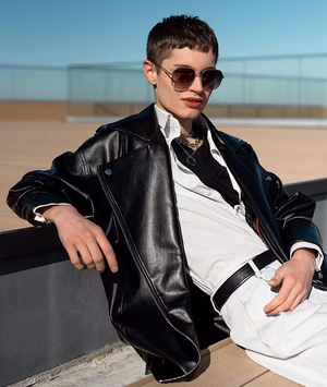 Streetwear Secrets: How Hoodies & Sweatwear Took Over Men’s and Women’s Fashion