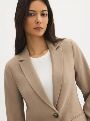 Level Up Your Wardrobe: Trendy Office & Streetwear Looks for Men and Women