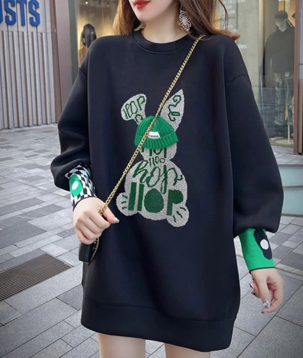 Women's Graphic Sweatshirt - Oversized Streetwear