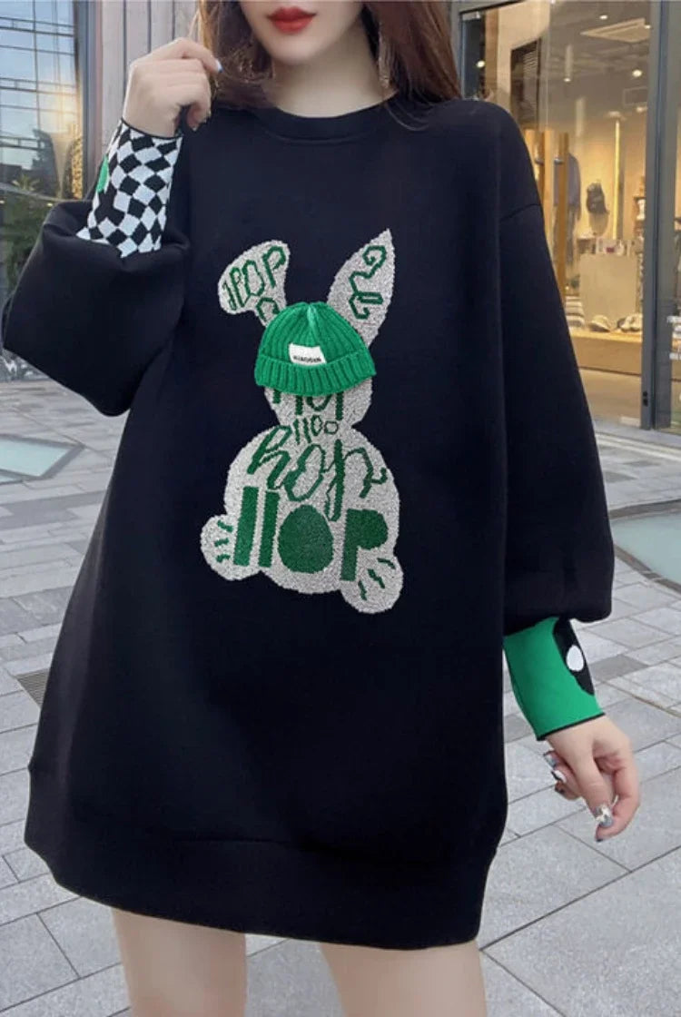 Women's Graphic Sweatshirt - Oversized Streetwear