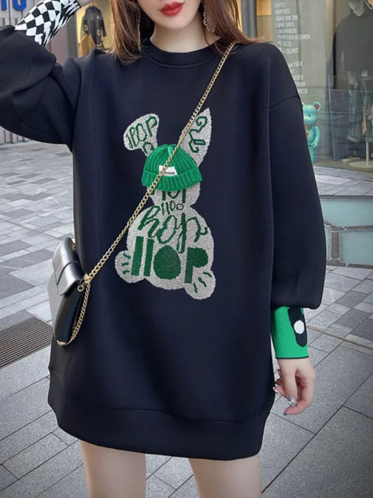 Women's Graphic Sweatshirt - Oversized Streetwear