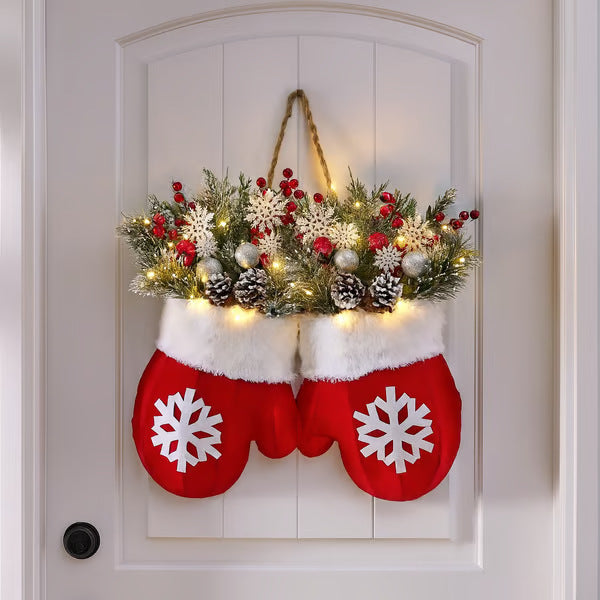 Christmas Garland: Glove Shaped Wreath